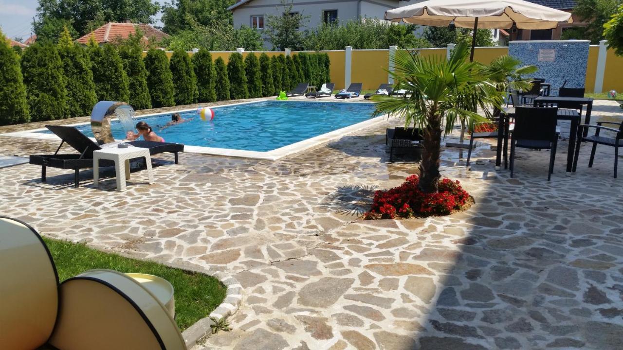Vila Kristina Negotin Exterior foto